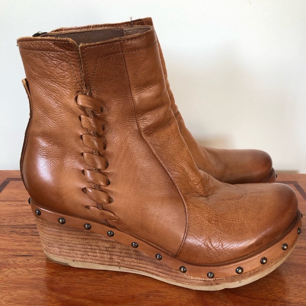 A.S.98 Placid Wedge Boots in Camel, size 41/US 10